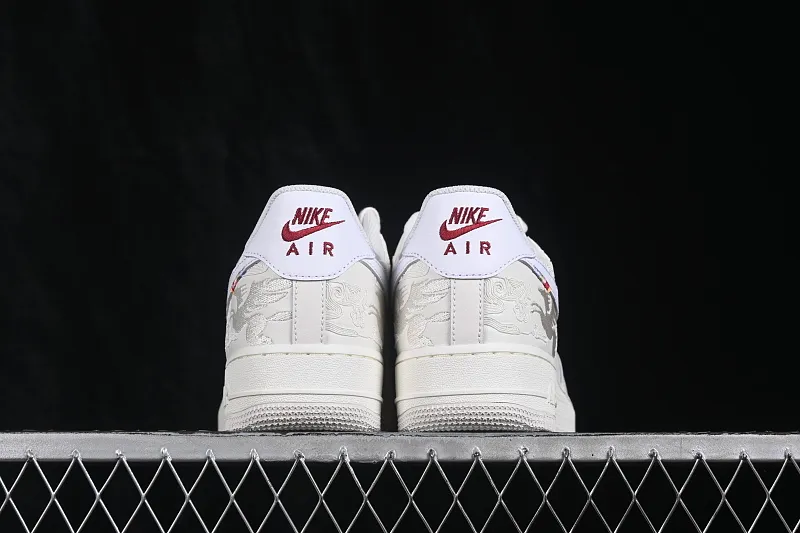 All categories Nk Air Force 1 Air Force series Nk Air Force 1 Low Air Force low-top GX foreign trade version Nike Air Force 1'07 Low Year of the Horse limited edition Air Force 1 low-top casual sneakers IQ1119-011